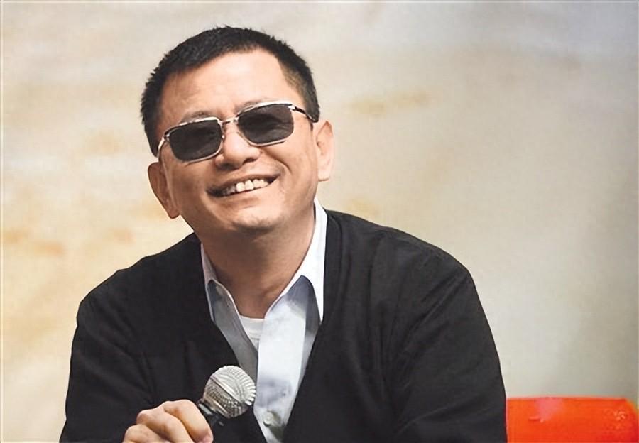 开云体育app-陪玩陪睡不够！集体开嫖、舔手指、目无王法，阴暗面彻底藏不住了